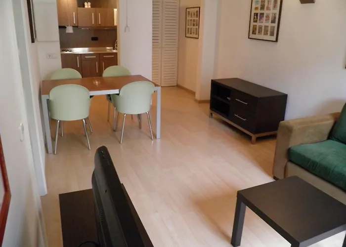 Apartaments Sant Jordi Fontanella